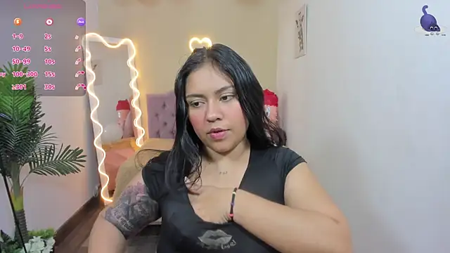 kendra tay online show from 27, 2, 2025