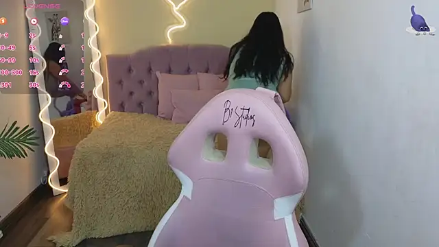 kendra tay online show from 11, 3, 2025