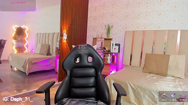 Daphnne tay online show from 26, 9, 2025