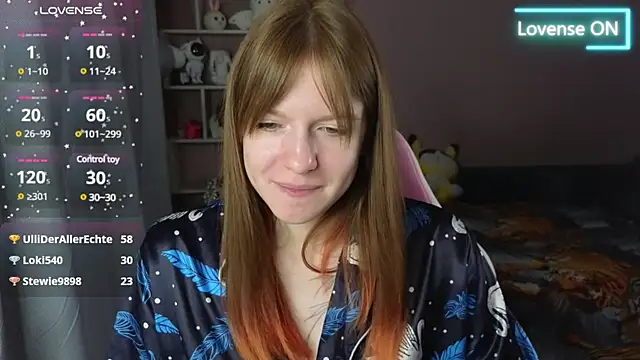 Snapshot of CassieJuice69 chatting on 18, 2, 2025 CassieJuice69 online show from 18, 2, 2025