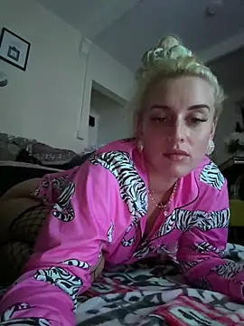 Snapshot of Barbie_26 chatting on 30, 12, 2024 Barbie 26 online show from 30, 12, 2024