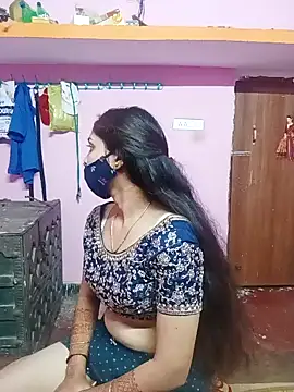 Snapshot of Cute-Simmi chatting on 10, 12, 2024 Cute-Simmi online show from 10, 12, 2024