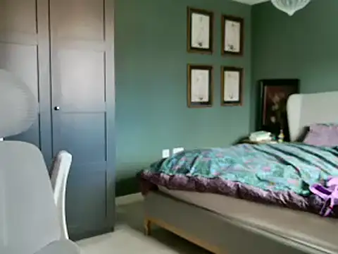 flatwhite0 online show from 24, 2, 2025