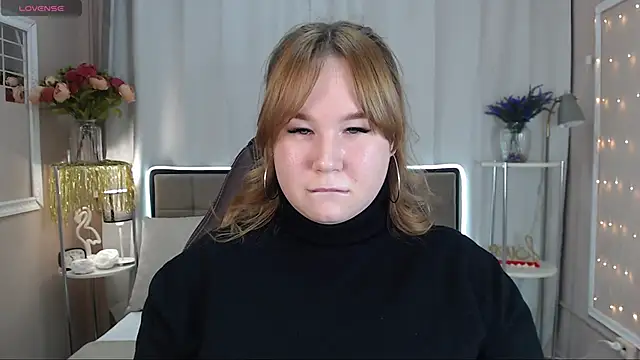 Emmy Greis online show from 4, 2, 2025