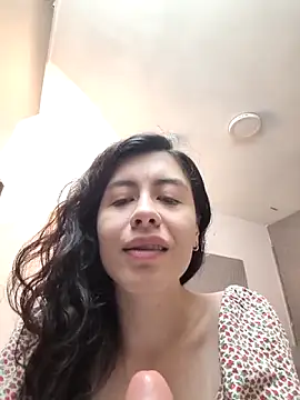 Snapshot of JaneLondon chatting on 11, 5, 2026 JaneLondon online show from 11, 5, 2026