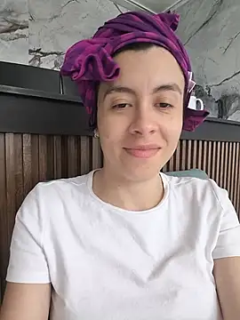 Snapshot of JaneLondon chatting on 13, 5, 2026 JaneLondon online show from 13, 5, 2026
