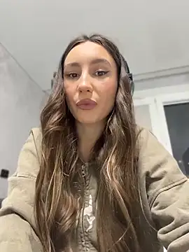 viviandaimond1 online show from 14, 4, 2026