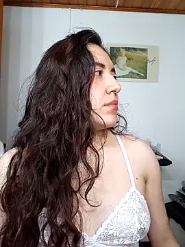 Emi chik online show from 26, 10, 2025