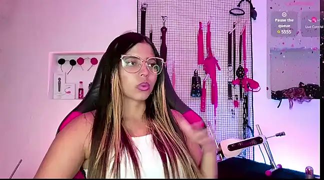 Megaan Greey online show from 30, 1, 2025