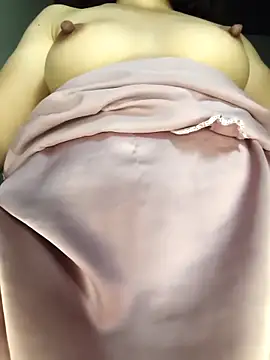 Snapshot of Hue87 chatting on 16, 11, 2025 Hue87 online show from 16, 11, 2025