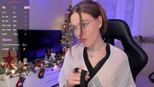 Marta May  online show from 10, 1, 2025