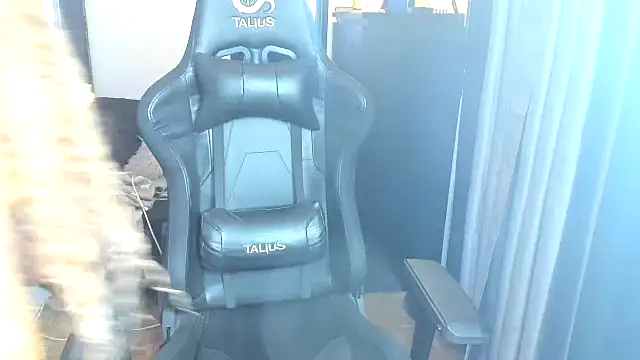 SlutyMaya4k online show from 1, 2, 2025