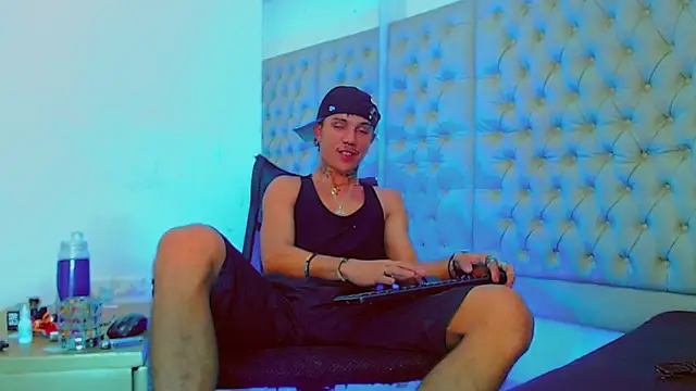 HannibalLester online show from 4, 2, 2025