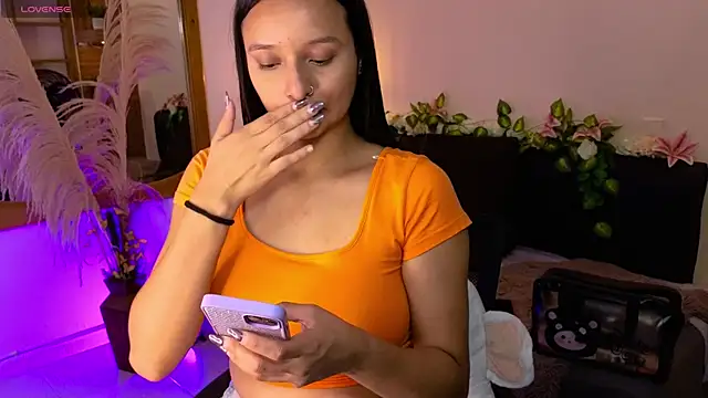 Snapshot of Hannah_williams1 chatting on 3, 12, 2025 Hannah williams1 online show from 3, 12, 2025