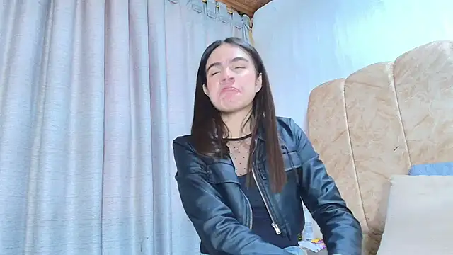 dafne queenn online show from 26, 2, 2026