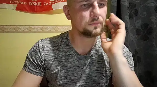 Snapshot of Regularfucker28 chatting on 16, 12, 2024 Regularfucker28 online show from 16, 12, 2024