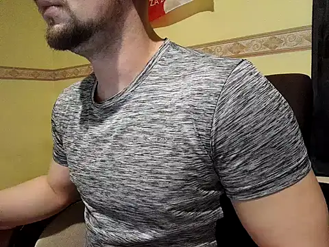 Snapshot of Regularfucker28 chatting on 10, 2, 2025 Regularfucker28 online show from 10, 2, 2025