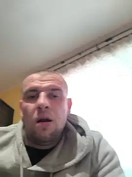 Snapshot of Regularfucker28 chatting on 9, 3, 2026 Regularfucker28 online show from 9, 3, 2026