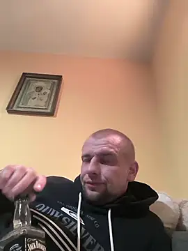 Snapshot of Regularfucker28 chatting on 18, 3, 2026 Regularfucker28 online show from 18, 3, 2026