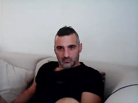 Snapshot of Assodispade3 chatting on 5, 11, 2025 Assodispade3 online show from 5, 11, 2025