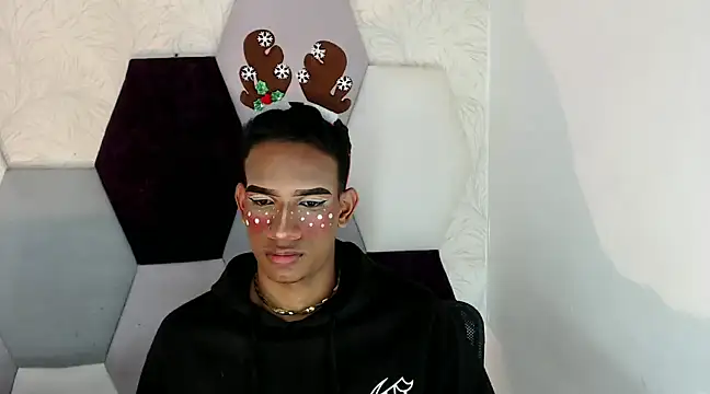 Snapshot of AbrahanBratz chatting on 4, 12, 2024 AbrahanBratz online show from 4, 12, 2024