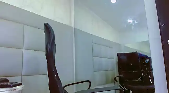 Snapshot of AbrahanBratz chatting on 25, 12, 2024 AbrahanBratz online show from 25, 12, 2024