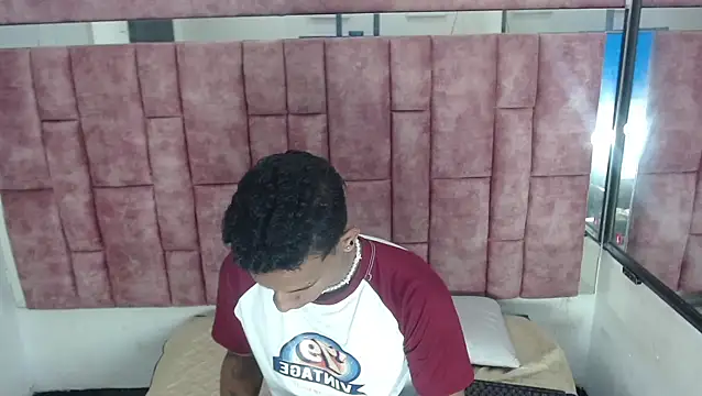 Snapshot of AbrahanBratz chatting on 15, 1, 2026 AbrahanBratz online show from 15, 1, 2026