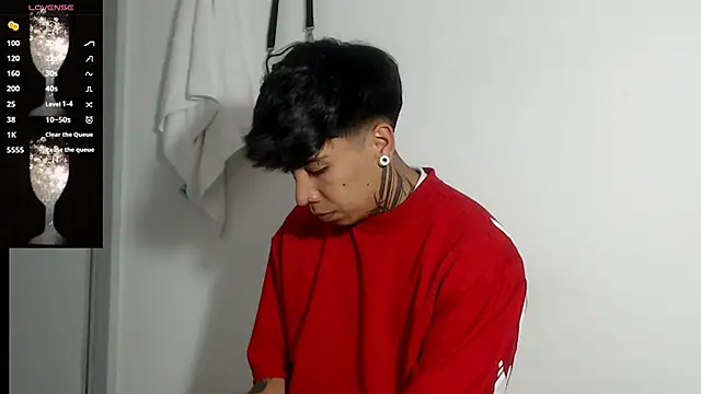 Snapshot of Nickhot0609 chatting on 1, 3, 2025 Nickhot0609 online show from 1, 3, 2025