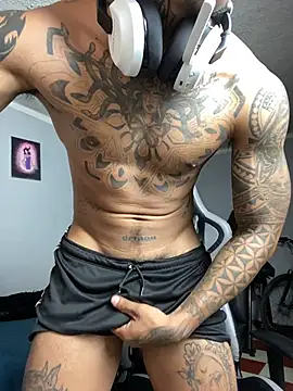 Snapshot of Nickhot0609 chatting on 11, 11, 2025 Nickhot0609 online show from 11, 11, 2025