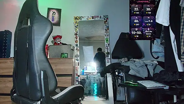 Snapshot of Nickhot0609 chatting on 24, 11, 2025 Nickhot0609 online show from 24, 11, 2025