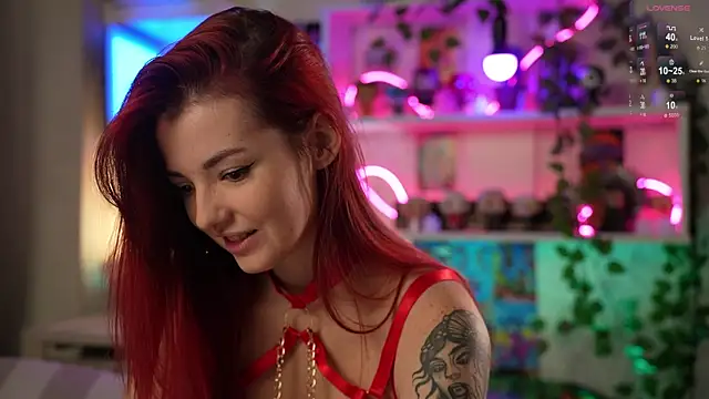 Charmings 054 online show from 10, 1, 2025