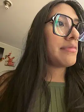 AleFantasy0001 online show from 9, 11, 2025