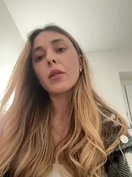 Sophie Enzo online show from 1, 3, 2025