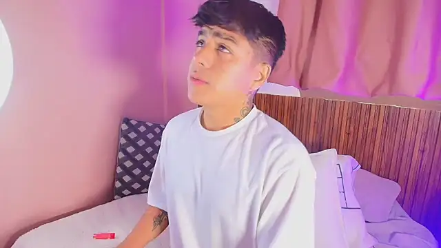 kiing azahell online show from 17, 3, 2026