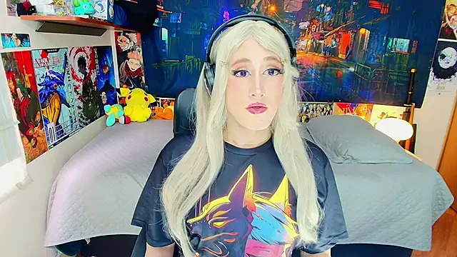 HakuRukushka online show from 8, 11, 2025