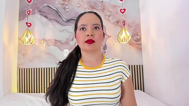 EvelynSweet1 online show from 25, 5, 2026