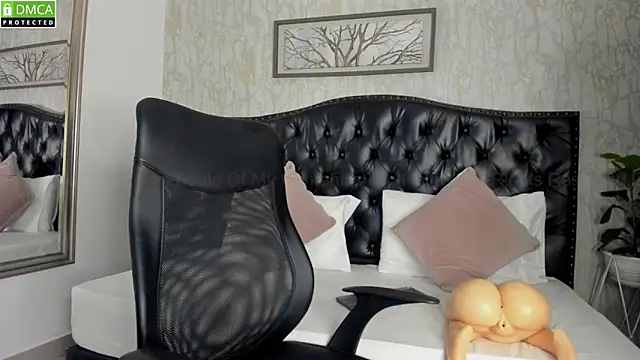 Snapshot of MattDevon chatting on 27, 1, 2025 MattDevon online show from 27, 1, 2025