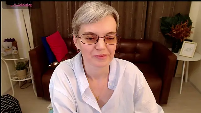 Cutie Erikaa1 online show from 7, 3, 2025