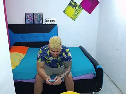 Snapshot of pitbullveryhot chatting on 1, 12, 2024 pitbullveryhot online show from 1, 12, 2024