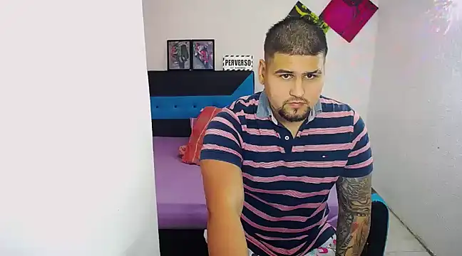 Snapshot of pitbullveryhot chatting on 9, 3, 2025 pitbullveryhot online show from 9, 3, 2025