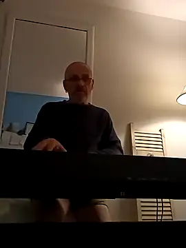 geilerschwanz64 online show from 13, 1, 2025