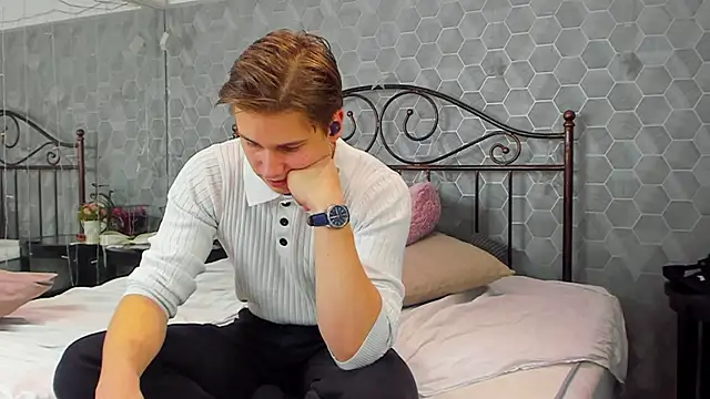 Marcus Swampov online show from 22, 12, 2024