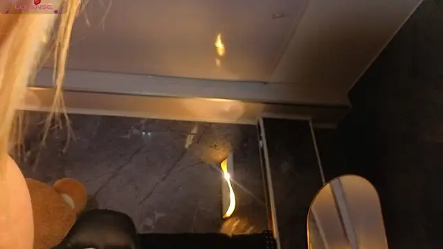 Kitty fox b online show from 4, 3, 2026