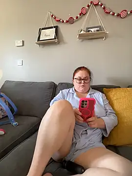 Tallulah-mae-xoxox online show from 12, 9, 2025