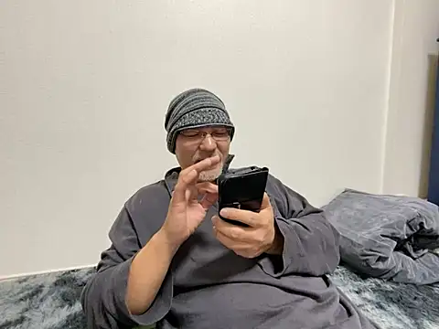 Grandpa29hijii online show from 5, 3, 2025