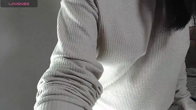 Snapshot of aleejhandraa chatting on 18, 11, 2025 aleejhandraa online show from 18, 11, 2025