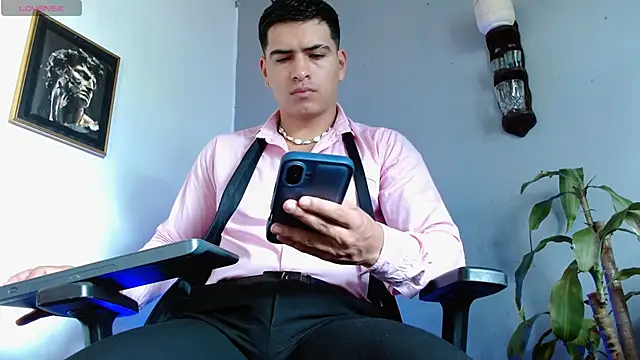 Adrian Mill3r online show from 2, 11, 2025