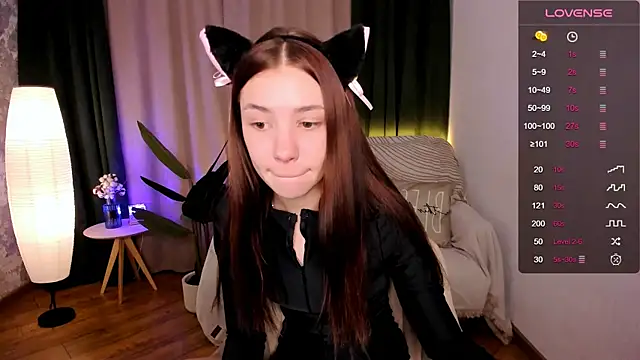 Snapshot of MilliBrown_ chatting on 28, 1, 2025 MilliBrown online show from 28, 1, 2025