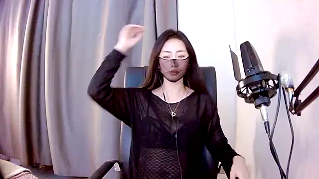 Fang-Xiaojie online show from 20, 12, 2024