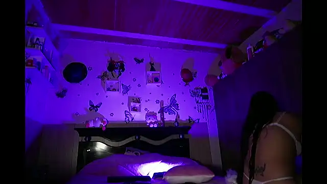 Snapshot of missycanoo chatting on 14, 12, 2024 missycanoo online show from 14, 12, 2024